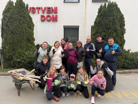 Zdravstveni Dom Ravne Na Koroškem (2)